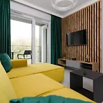 Forest - Nadmorskie Tarasy D409 קולובז'ג